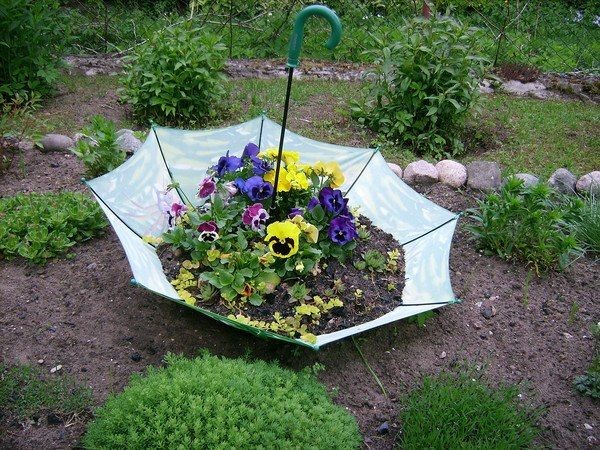 5-unusual-ways-to-use-an-umbrella-garden-planter-pin