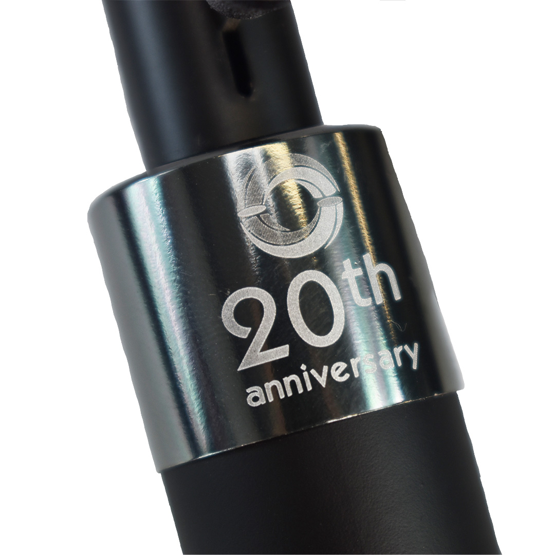 engraved-handle-ring-on-city-walker-umbrella