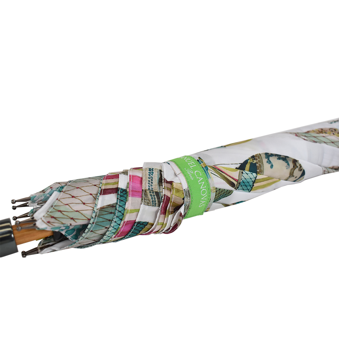 woven-label-on-umbrella-tie-wrap